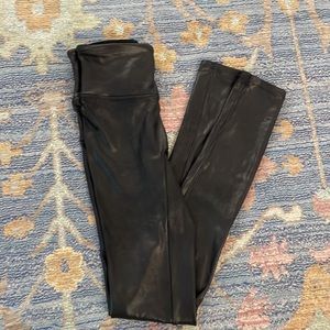 Like new faux leather Spanx leggings